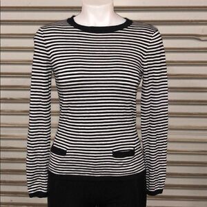 🛍️MNG basics sweater top white with black